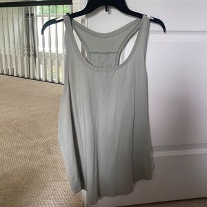 Women’s lululemon tank top WORN ONCE